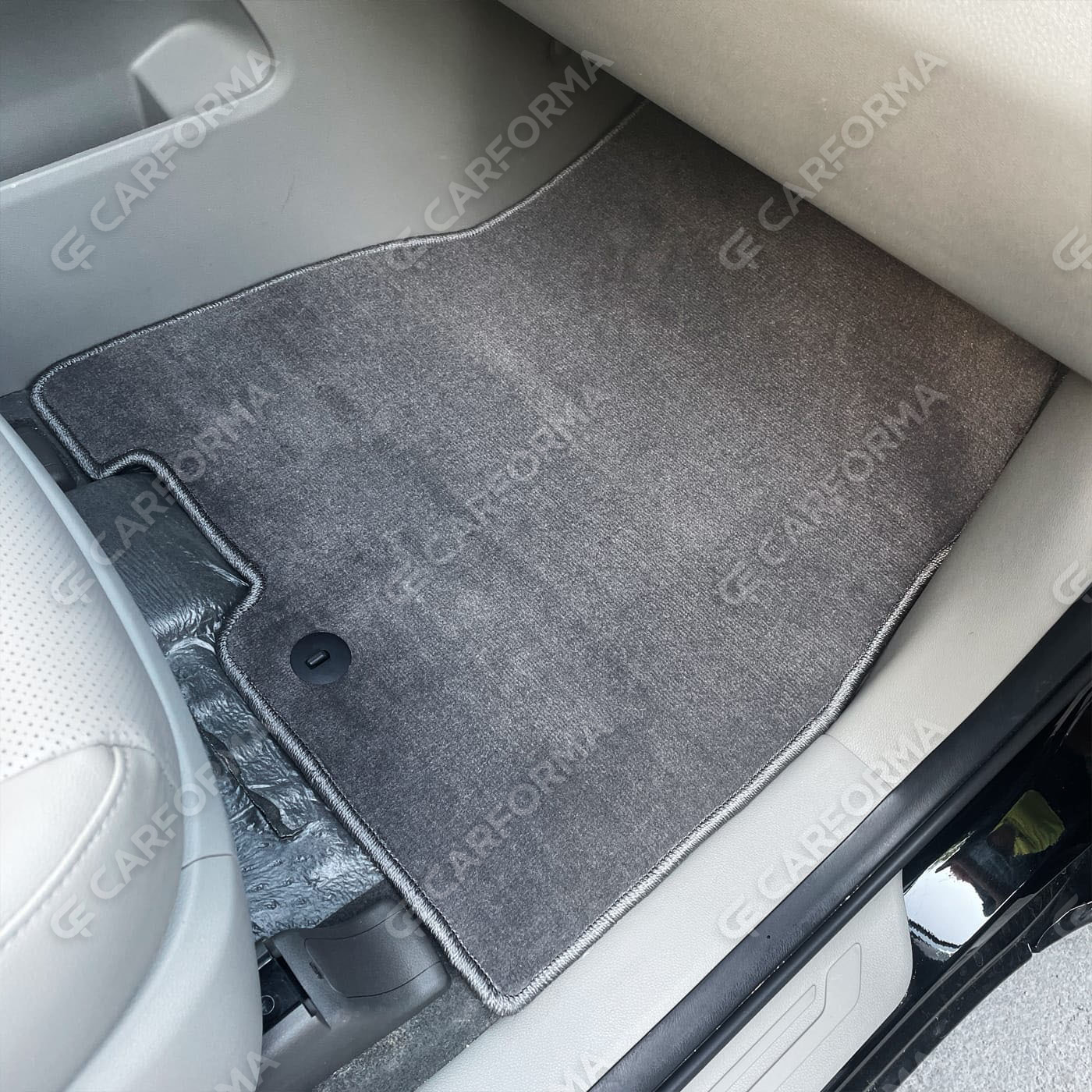 Ворсовые коврики на KIA Carnival III 7 мест 2014&nbsp;-&nbsp;2021 в Новороссийске