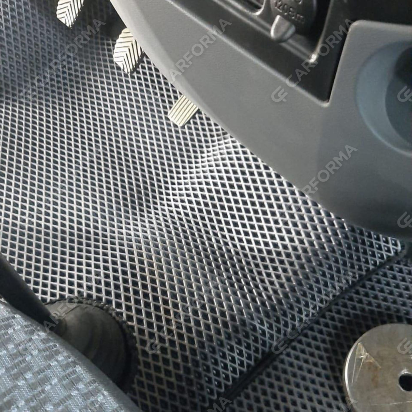 Коврики на ГАЗ Соболь Комби грузопассажирский 1998&nbsp;-&nbsp;2026 в Новороссийске