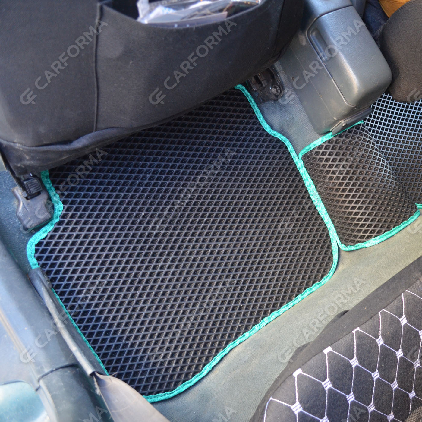 Коврики на Toyota Cynos (L50) 1995&nbsp;-&nbsp;1999 в Новороссийске