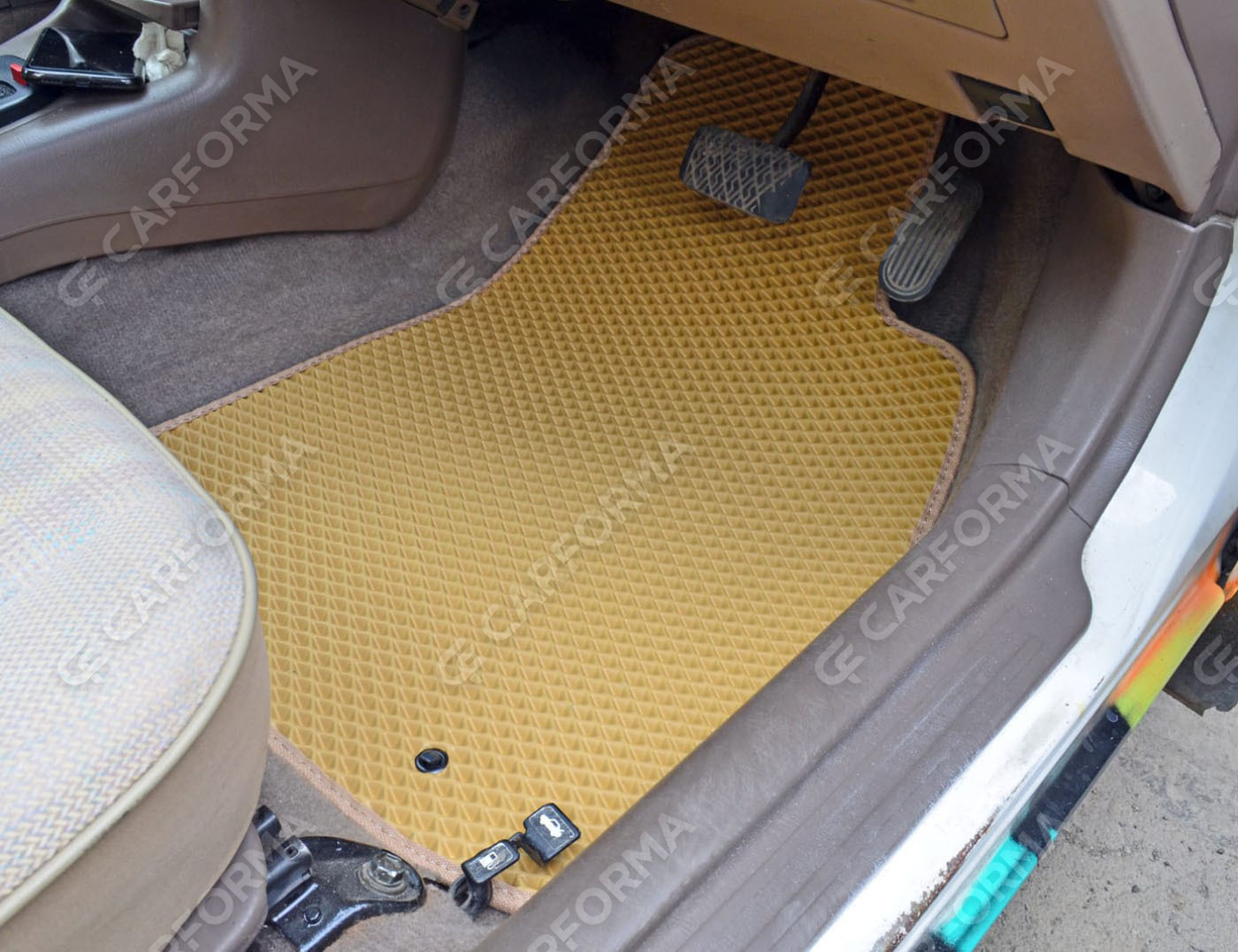 Коврики на Toyota Cynos (L50) 1995&nbsp;-&nbsp;1999 в Новороссийске