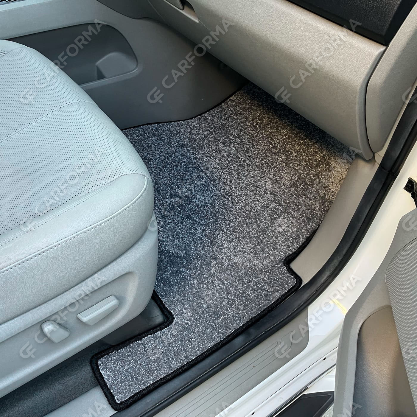 Ворсовые коврики на KIA Carnival III 7 мест 2014&nbsp;-&nbsp;2021 в Новороссийске