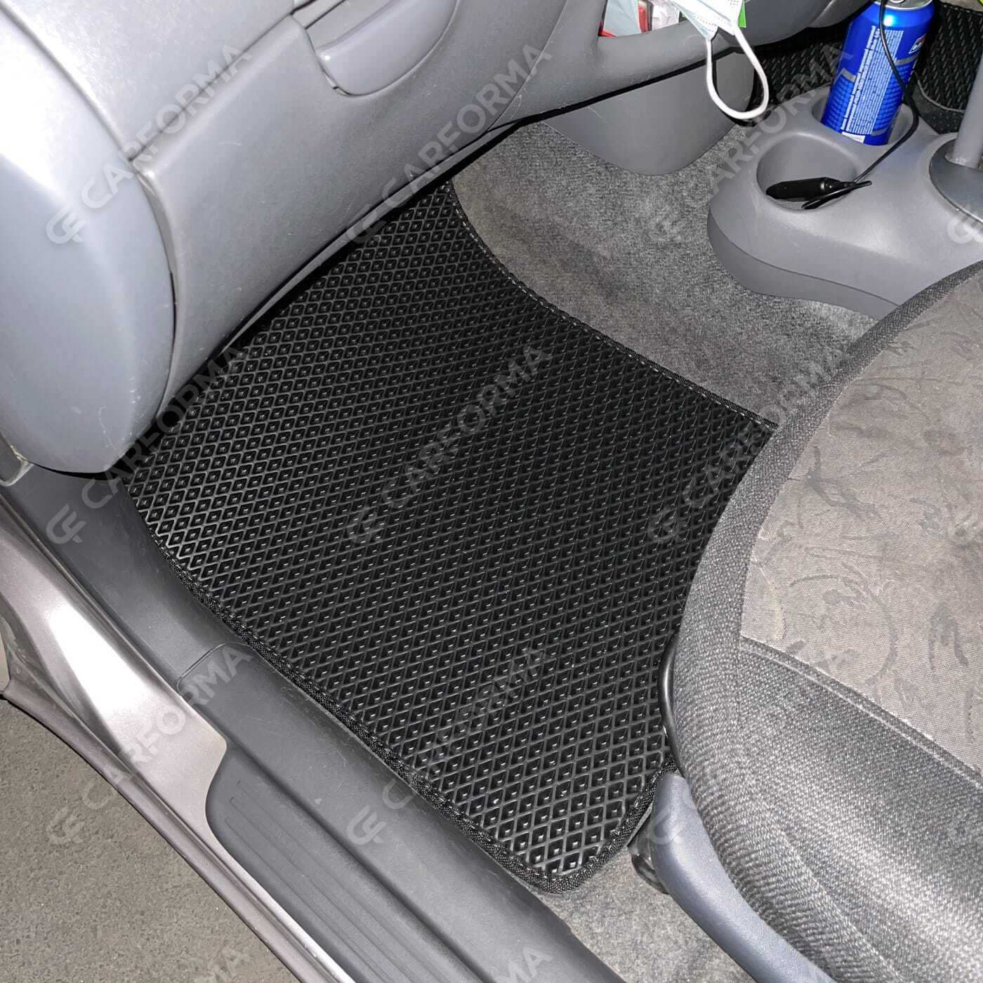 Ворсовые коврики на Toyota Vitz I 1998&nbsp;-&nbsp;2005 в Новороссийске