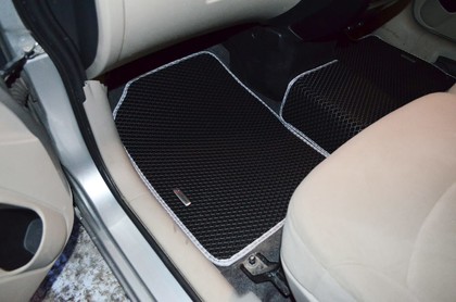 Коврики на Mitsubishi Colt Plus VI 2004 - 2012 в Новороссийске