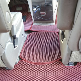 Ворсовые коврики на Toyota Sienna II 2003 - 2010 в Новороссийске