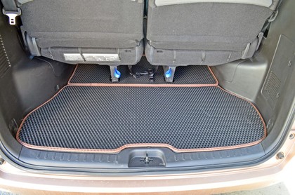Коврики на Nissan Serena (C26) 2010 - 2016 в Новороссийске