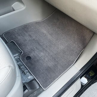 Ворсовые коврики на KIA Carnival III 7 мест 2014&nbsp;-&nbsp;2021 в Новороссийске