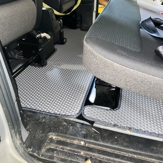 Коврики на Mitsubishi Delica D:3 2011 - 2019 в Новороссийске