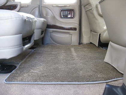 Коврики на Chevrolet Express 2002 - 2019 в Новороссийске