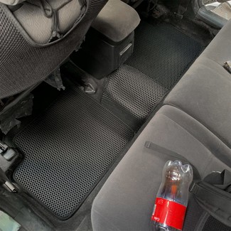 Коврики на Toyota Allex 2001 - 2006 в Новороссийске