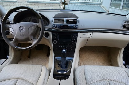 Коврики на Mercedes E (W211) 2002 - 2009 в Новороссийске