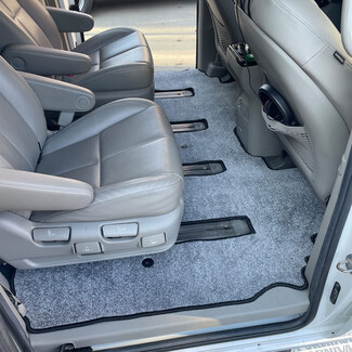 Ворсовые коврики на KIA Carnival III 7 мест 2014&nbsp;-&nbsp;2021 в Новороссийске