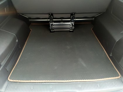 Коврики на Volkswagen Caravelle (T6) 2015 - 2019 в Новороссийске