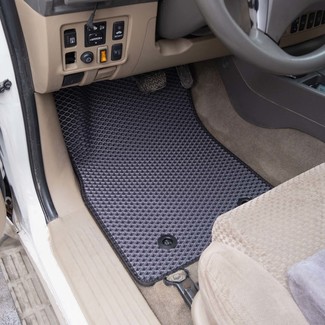 Коврики на Toyota Fortuner I 2004 - 2015 в Новороссийске