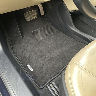 Коврики на Tesla Model S 2012 - 2025 в Новороссийске