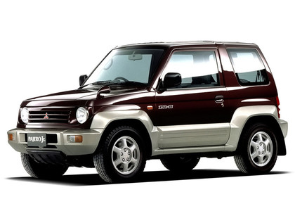 Коврики на Mitsubishi Pajero Junior 1995 - 1998 в Новороссийске