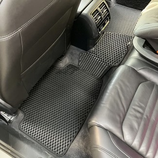 Ворсовые коврики на Volkswagen Passat B8 2014 - 2025 в Новороссийске