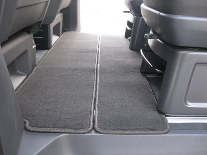 Коврики на Volkswagen Multivan (T5) 2003 - 2015 в Новороссийске
