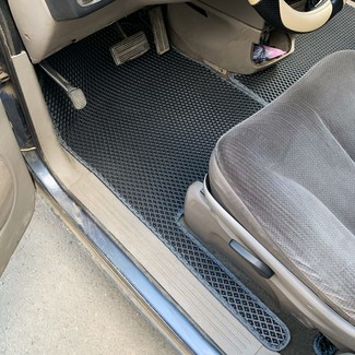 EVA коврики на Chrysler Town and Country IV короткая база 2000 - 2007 в Новороссийске