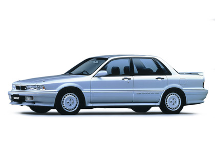 Коврики на Mitsubishi Galant VI 1987 - 1993 в Новороссийске