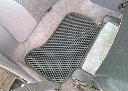 Коврики на Mitsubishi Eclipse II 1994 - 1999 в Новороссийске
