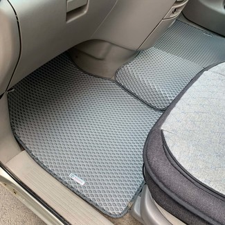 Коврики на Toyota Estima II 2000 - 2005 в Новороссийске