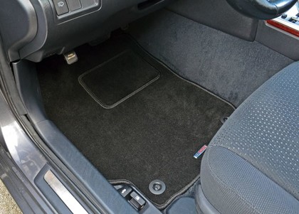 Ворсовые коврики на Toyota Camry (XV50) 2011 - 2018 в Новороссийске