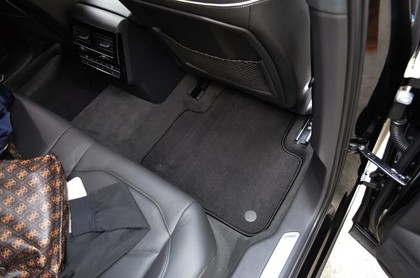 Коврики на Volkswagen Touareg III 2018 - 2025 в Новороссийске