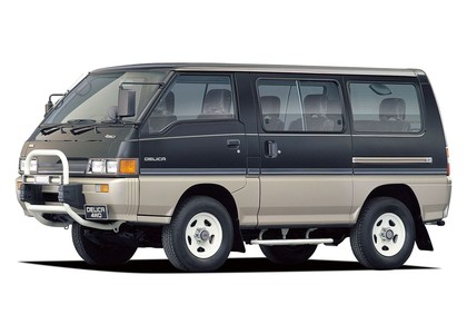 Коврики на Mitsubishi Delica 3 1986 - 1999 в Новороссийске