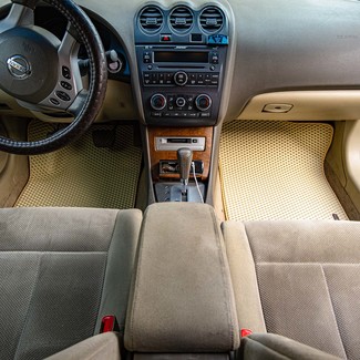 Коврики на Nissan Altima (L32) 2006 - 2012 в Новороссийске