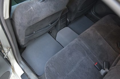 Коврики на Toyota Allion I 2001 - 2007 в Новороссийске