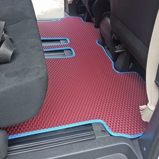 Коврики на Mitsubishi Delica D:5 2007 - 2025 в Новороссийске