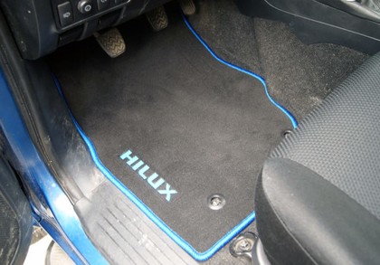 Ворсовые коврики на Toyota Hilux VII 2008 - 2015 в Новороссийске