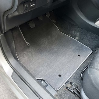 Коврики на Toyota Auris I 2006 - 2012 в Новороссийске