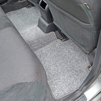 Коврики на Nissan Tiida (C11) 2004 - 2014 в Новороссийске