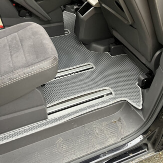 EVA коврики на Volkswagen Multivan (T7) 2021 - 2026 в Новороссийске EVA коврики на Volkswagen Multivan (T7) 2021 - 2026 в Новороссийске