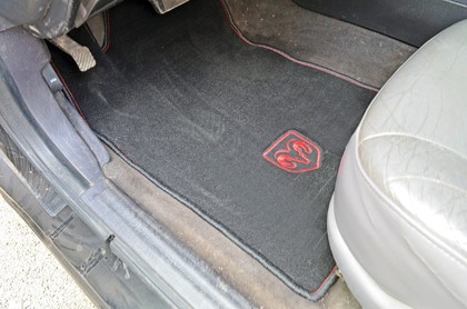 Коврики на Dodge Intrepid II 1997 - 2004 в Новороссийске