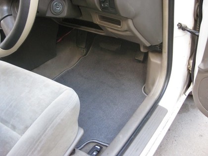 Ворсовые коврики на Nissan Sunny (B15) 1998 - 2004 в Новороссийске