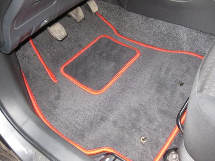 Коврики на Toyota Corolla (E15) 2006 - 2013 в Новороссийске