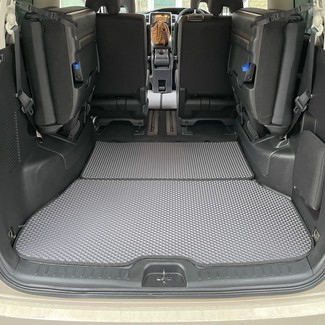 Коврики на Nissan Serena (C26) 2010 - 2016 в Новороссийске