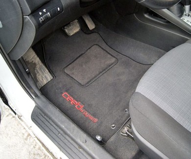 Ворсовые коврики на KIA Ceed I 2007 - 2012 в Новороссийске