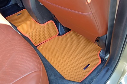 Коврики на Subaru Forester III 2007 - 2013 в Новороссийске