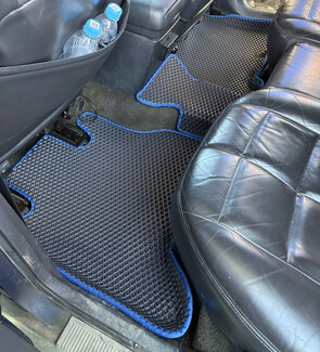 Коврики на Jeep Grand Cherokee (ZJ) 1992&nbsp;-&nbsp;1999 в Новороссийске