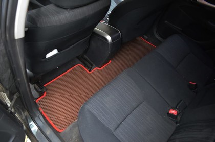 Коврики на Toyota Auris I 2006 - 2012 в Новороссийске