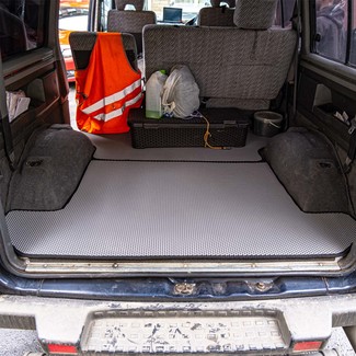 Коврики на Mitsubishi Delica 3 1986 - 1999 в Новороссийске