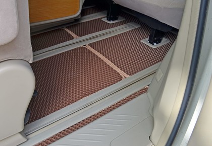 Коврики на Toyota Estima III 2006 - 2019 в Новороссийске