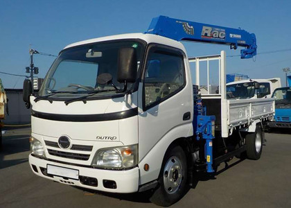Коврики на Hino 300 I узкая кабина 1999 - 2015 в Новороссийске