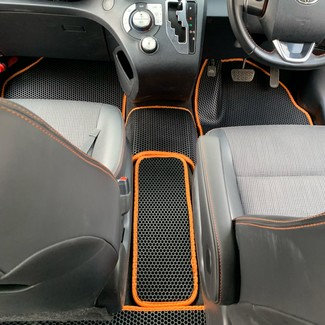 EVA коврики на Toyota Sienta II 2015 - 2022 в Новороссийске