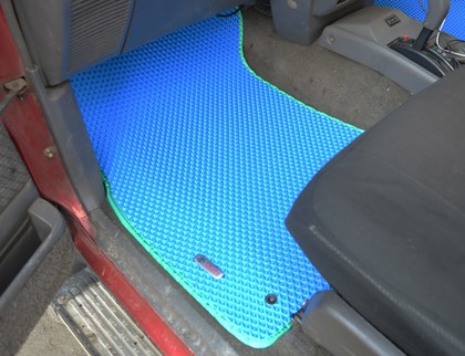 Коврики на Toyota Hilux Surf II 1989 - 1995 в Новороссийске