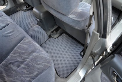 Коврики на Mitsubishi Galant VIII 1996 - 2005 в Новороссийске