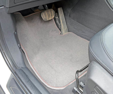Коврики на BMW X1 (F48/F49) 2015 - 2022 в Новороссийске